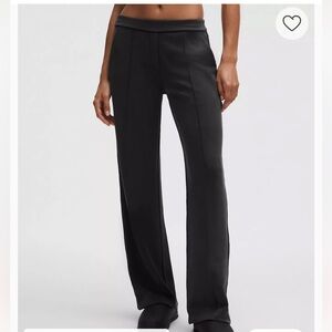Lululemon NWT Black / charcoal Softstreme Mid-rise Pintuck Pant